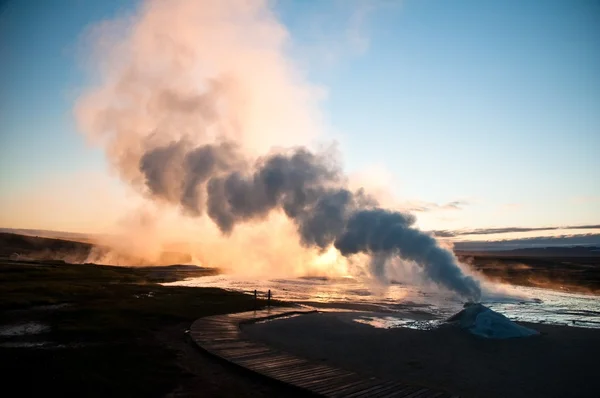 Malé aktivní sopka na Islandu — Stock fotografie