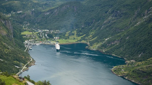 Geiranger fiyort, UNESCO tarafından Norveç — Stok fotoğraf