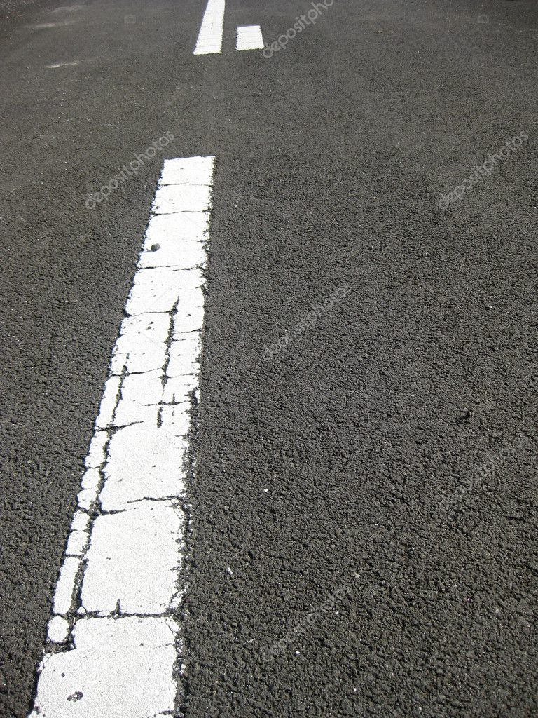 White line on asphalt