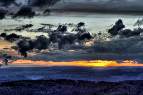 Pôr do sol nas montanhas HDR — Fotografia de Stock