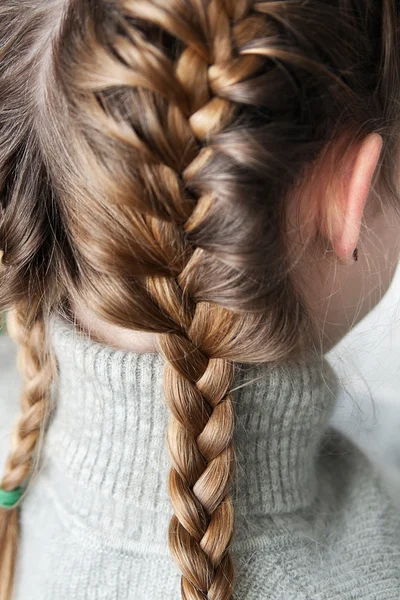 Dziewczynka fryzurę — Zdjęcie stockowe