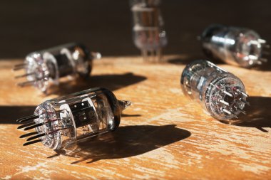 Vacuum tubes clipart
