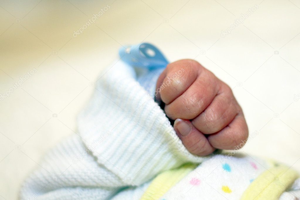 Newborn hand