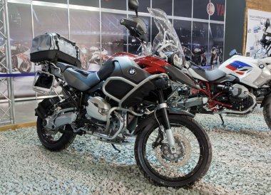 BMW motosiklet