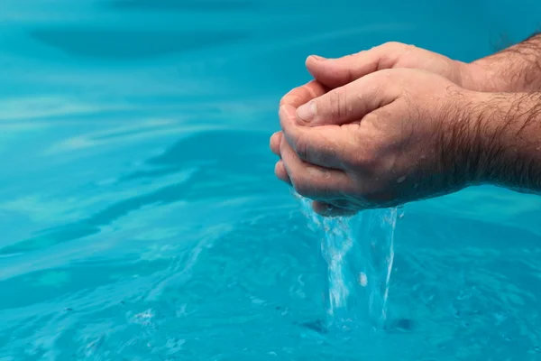 手と水 — ストック写真