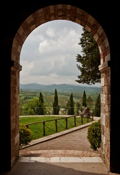 Тосканская арка — стоковое фото