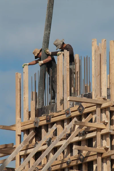 stock image Migrant workers on construction sites in Moscow