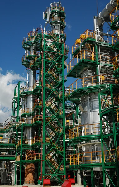 Российская нефтегазовая индустрия. Хабаровский нефтеперерабатывающий завод — стоковое фото