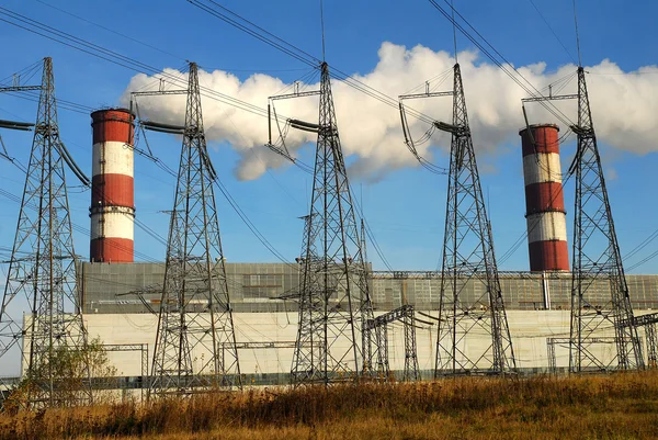 Σταθμός παραγωγής ηλεκτρικού ρεύματος εργοστασίου στη Μόσχα — Φωτογραφία Αρχείου