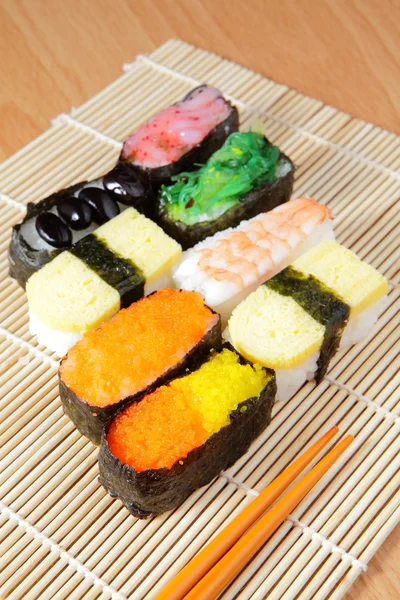 Delicioso sushi japão — Fotografia de Stock