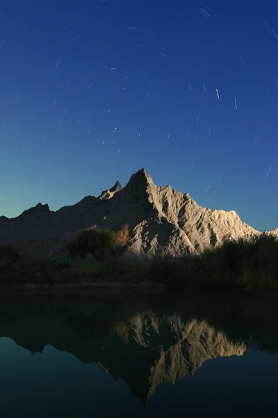 Reflectie van ster en berg — Stockfoto