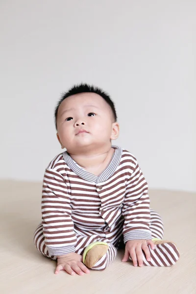 Cute Baby Look Up forward — Stock Photo, Image