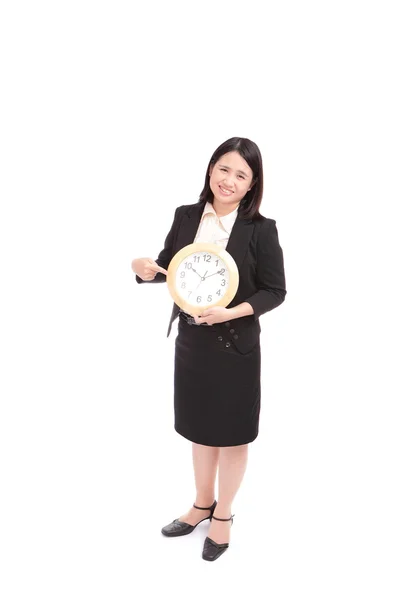 Бізнес азіатська жінка тримає годинник — стокове фото
