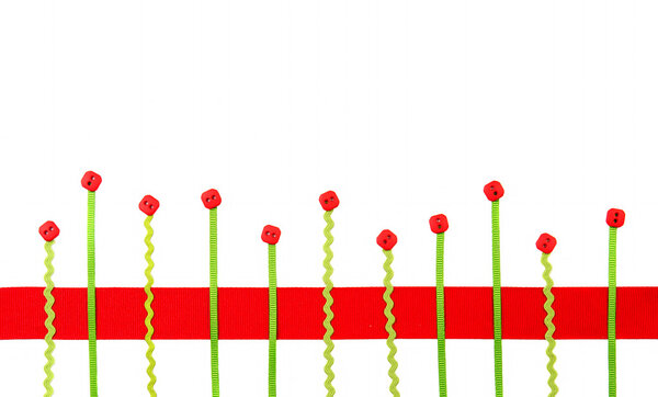 Кнопки и лента в форме цветка
