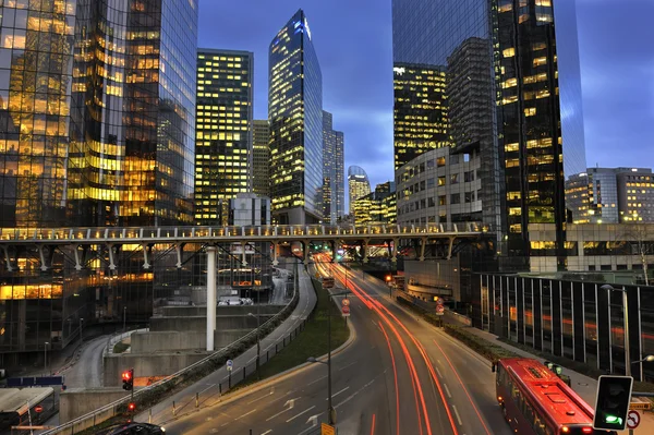 Centre d'affaire Paris la Défense — 图库照片