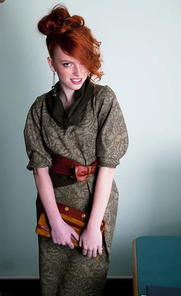 Sensual modelo de moda jovem ruiva — Fotografia de Stock