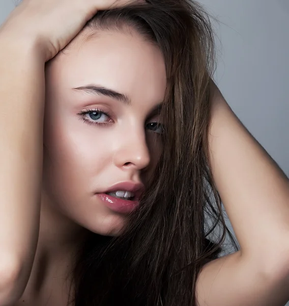 Huidverzorging concept - mooie vrouw gezicht close-up — Stockfoto