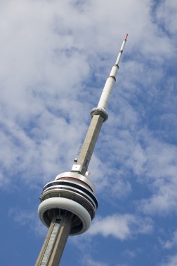 toronto cn tower tepesine yakın çekim