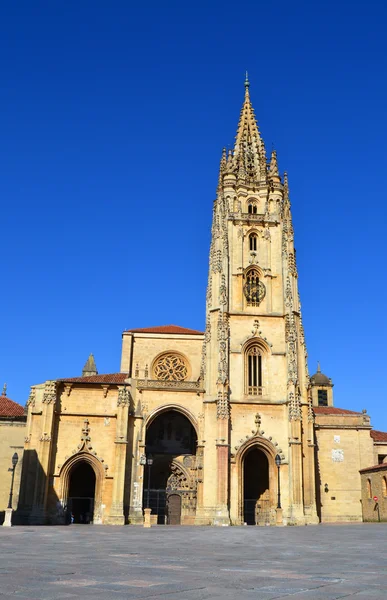 Kathedrale von Oviedo — Stockfoto