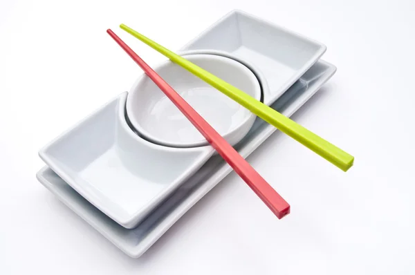 Prázdné salátové mísy s hůlkami — Stock fotografie