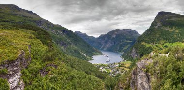 Norveç Fiyordu geiranger