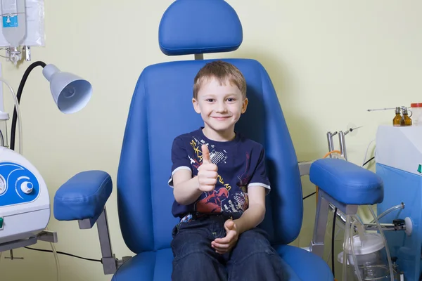 Medical otitus examination of a child at a ear nose throat docto — Stock Photo, Image