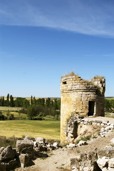 Battement en ruines du château de Trigeros del valle, Valladolid, Espagne — Photo