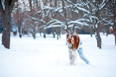 snowy orman kız