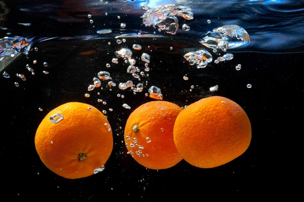 Narancs-víz — Stock Fotó