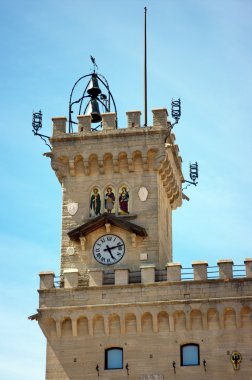 Orta kare san marino, İtalya