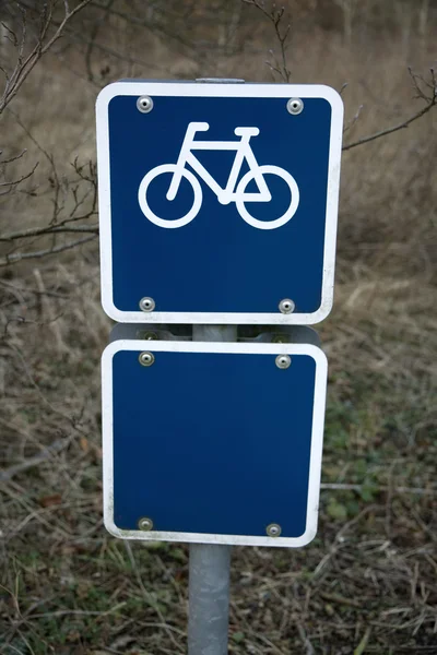 Panneau de vélo bleu — Photo