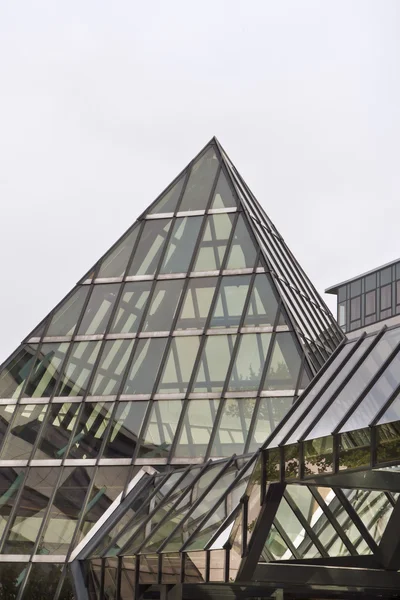 Glass Pyramid — Stock Photo, Image