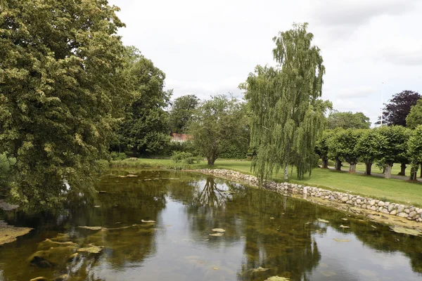 Pond at the Old Manor House — Stock Photo, Image