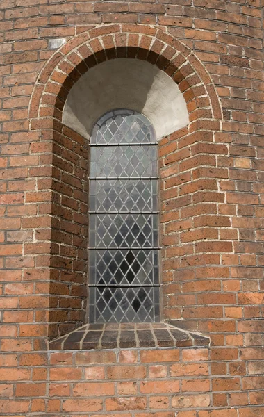 납된 교회 창 — 스톡 사진