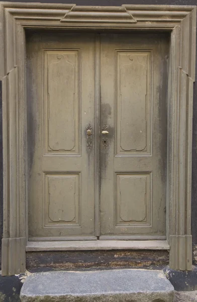 Подвійний дверима — стокове фото
