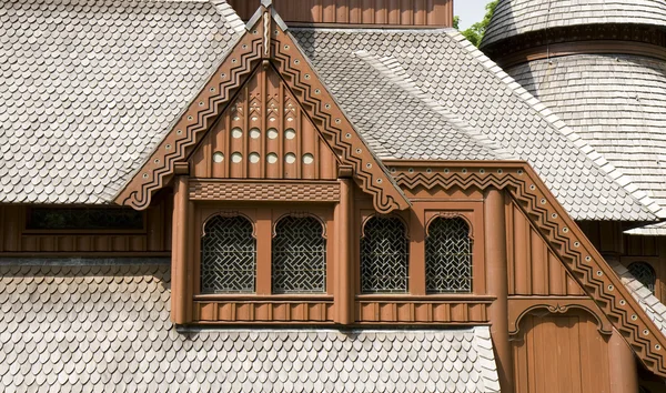 Windows у дерев'яної церкви Стокове Фото