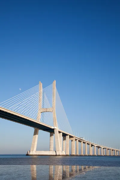 Vasco da Gama bridge in Lisbon — Stock Photo, Image