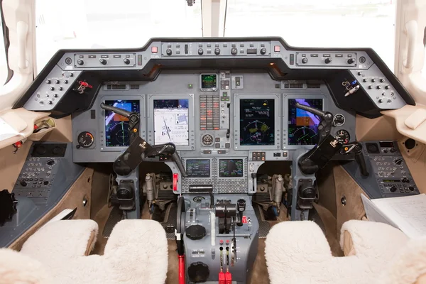 Cabina di pilotaggio aereo — Foto Stock