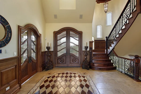 Foyer with floor design — Zdjęcie stockowe