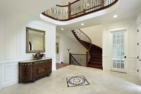 Foyer con diseño de piso — Foto de Stock
