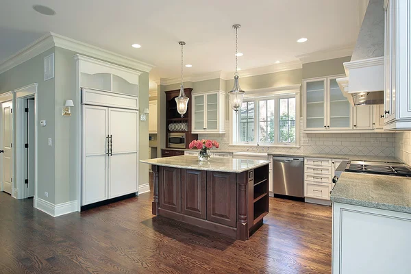 Kitchen with granite island — Stock Photo, Image