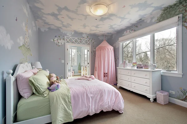 Yatak odası duvar tasarımları ile — Stok fotoğraf