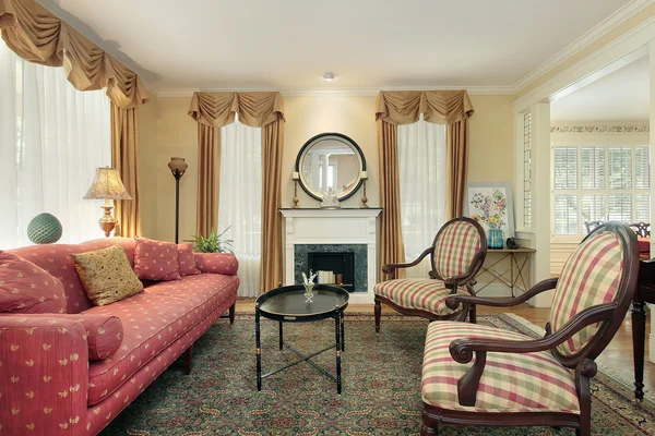 Obývací pokoj v luxusní dům — Stock fotografie