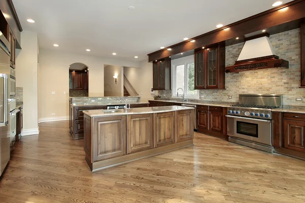 Keuken in de nieuwe bouw huis — Stockfoto