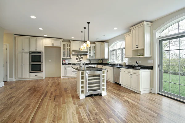 新建設の家の台所 — ストック写真