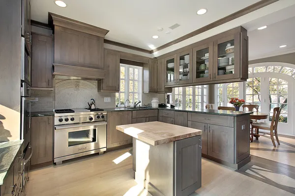 Kitchen in remodeled home — Stock Photo, Image