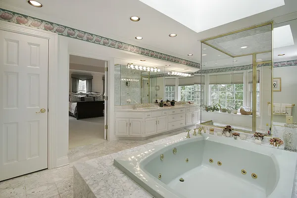 Baño principal elegante — Foto de Stock