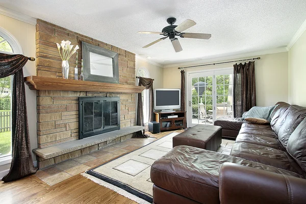 Family room with fireplace — Stock Photo, Image