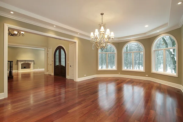 Grande salle à manger dans une maison de luxe — Photo