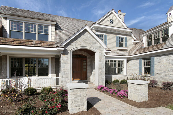 Путь входа в каменный и кедровый дом
